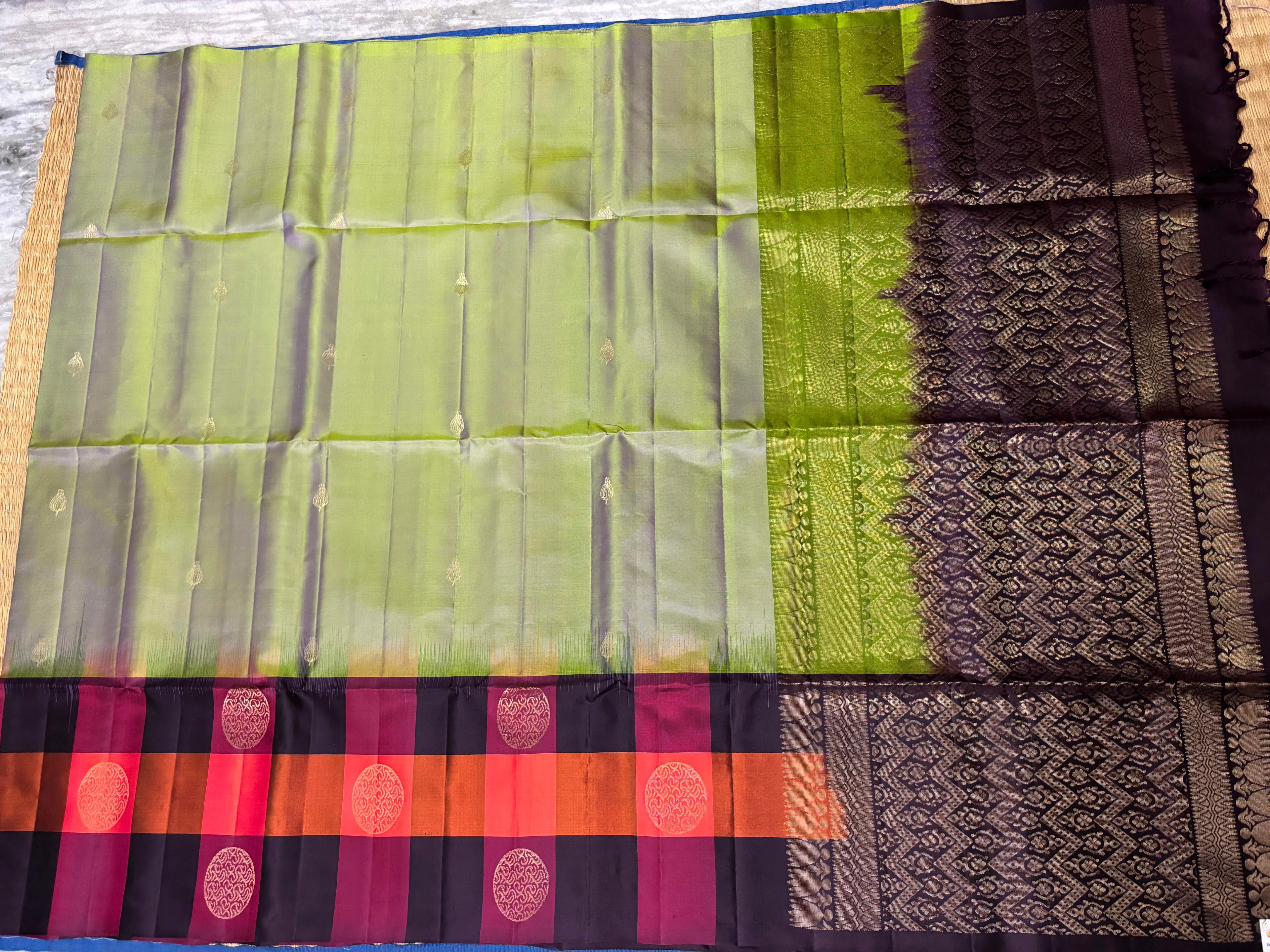 PURE SOFT SILK SAREE PISTA GREEN AND CHOCOLATE WITH ALLOVER ZARI WEAVES IN BORDER CHECKS WITH BUTTAS STYLE - pochampallysarees.com