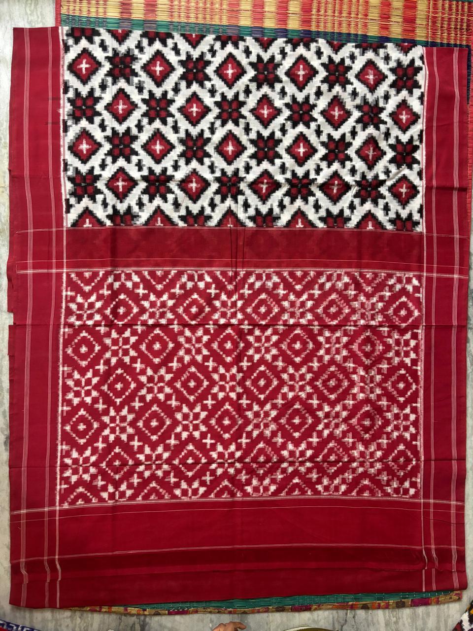 POCHAMPALLY DOUBLE IKKAT COTTON BODY WHITE BORDER PALLU AND BLOUSE RED SARI - pochampallysarees.com