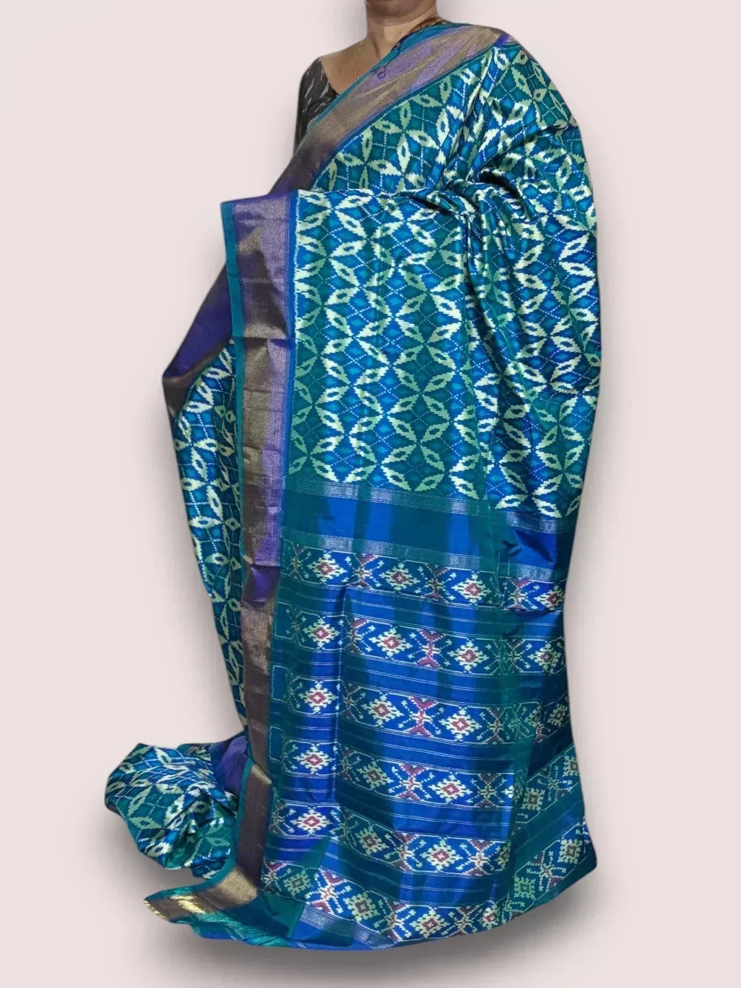 Pochampally Ikat Patola Silk Blue Sari - pochampallysarees.com