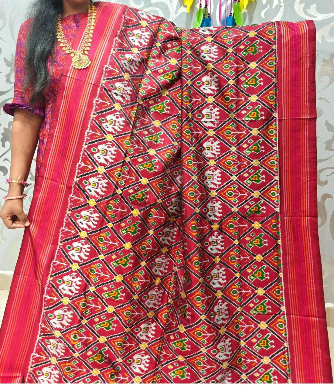 Pochampally Ikat Silk Maroon - pochampallysarees.com