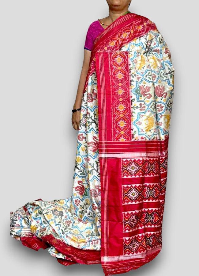 Pochampally Ikat Silk White Red Patola Sari - pochampallysarees.com