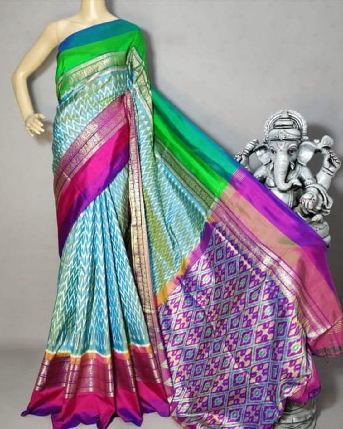 POCHAMPALLY IKKAT SAREE SILK ANANDA BLUE WITH PURPLE COLOR - pochampallysarees.com