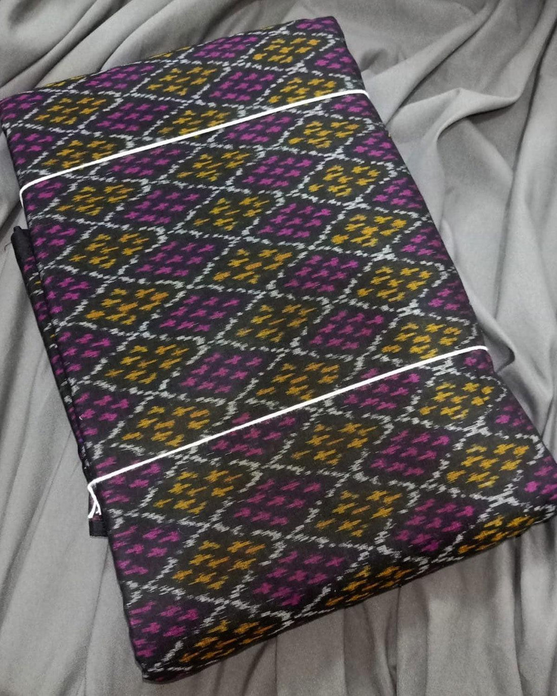 POCHAMPALLY IKKAT SICO BLACK COLOR FABRIC - pochampallysarees.com