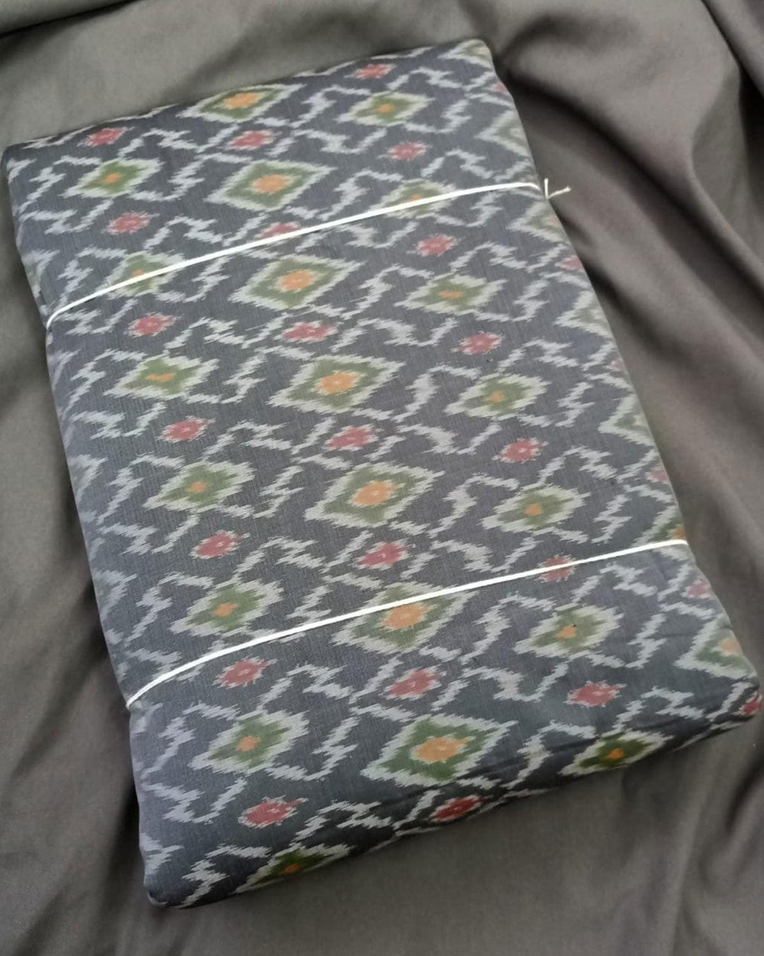 POCHAMPALLY IKKAT SICO GRAY COLOR FABRIC - pochampallysarees.com