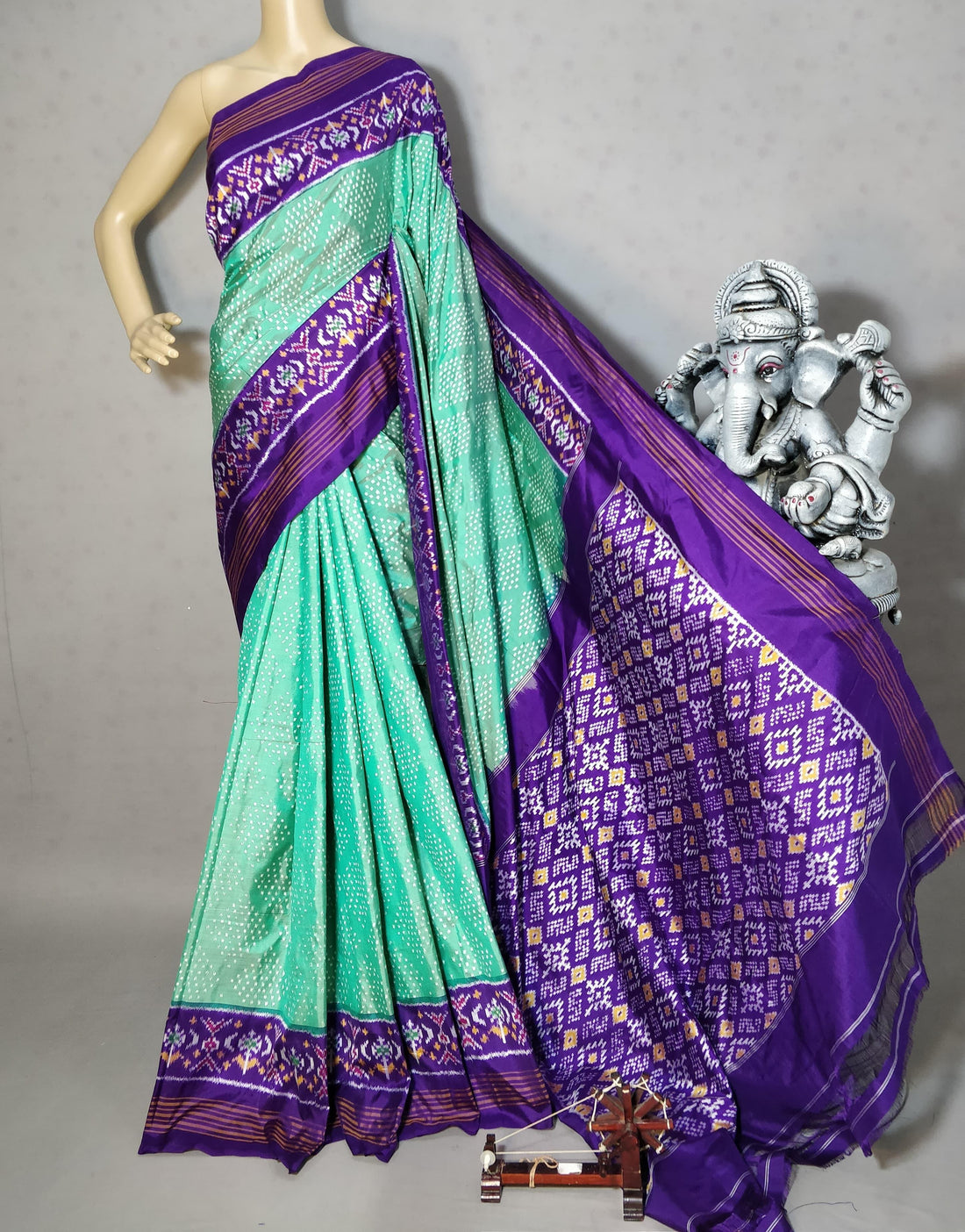 Pochampally Ikkat Silk And Pattu Blue Purple - pochampallysarees.com