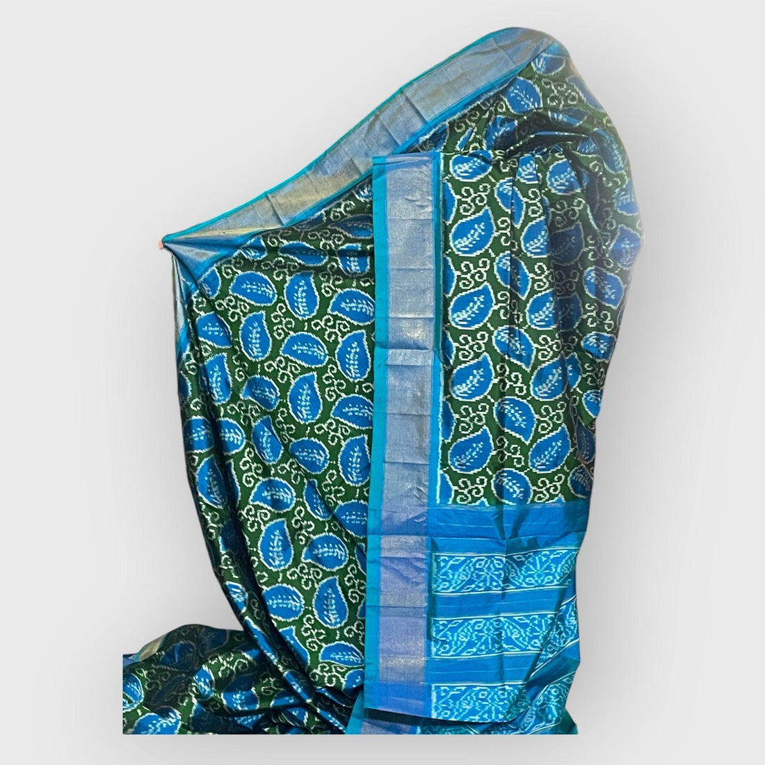 Pochampally Ikkat Silk Black Blue - pochampallysarees.com