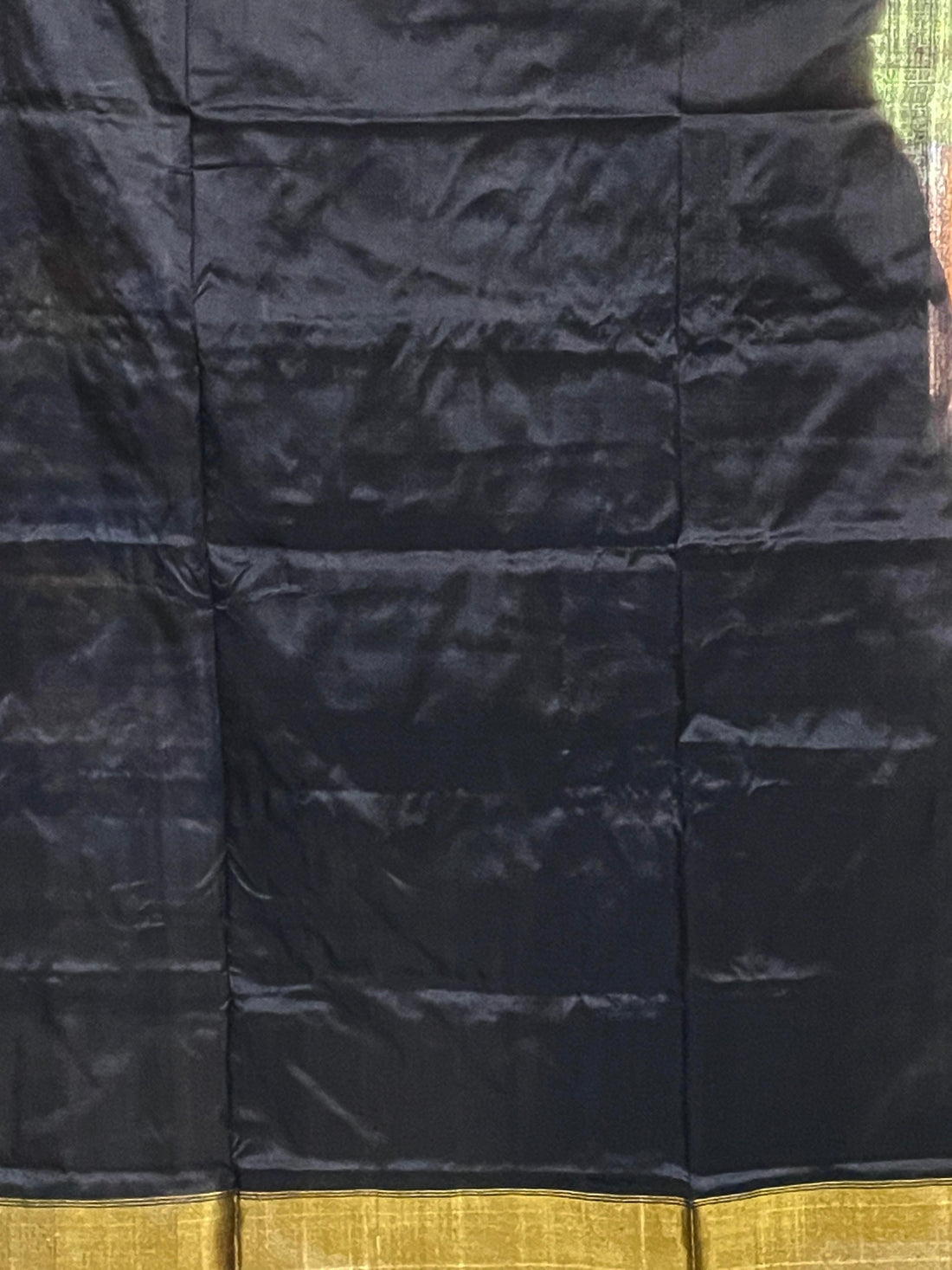 Pochampally Ikkat Silk Cream Black - pochampallysarees.com