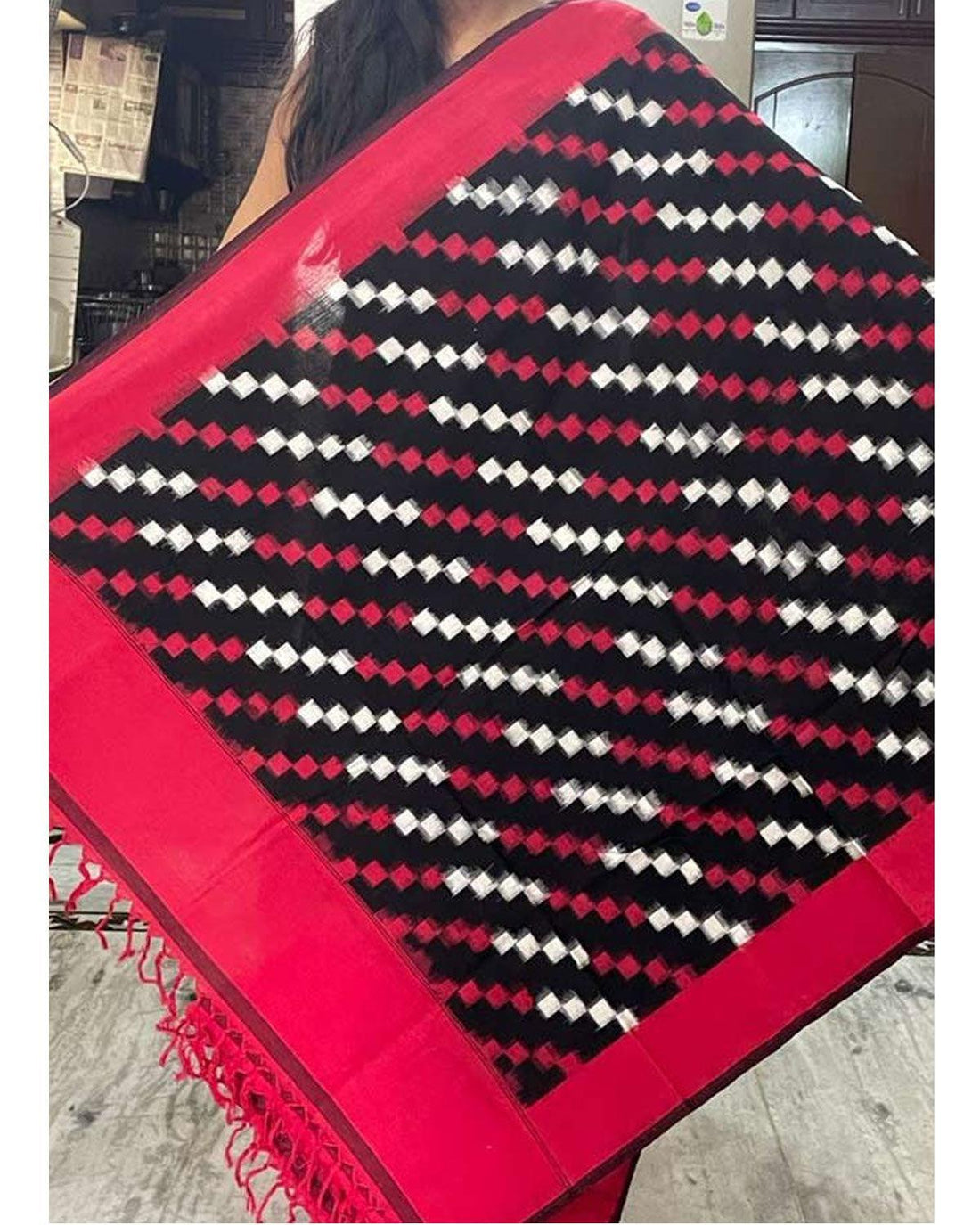 POCHAMPALY IKKAT COTTON BLACK WITH RED COLOR DUPATTA-C4 - pochampallysarees.com