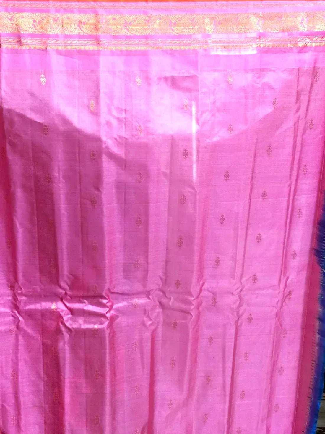 PURE GADWAL SILK BODY BUTTI BIG ZARI BORDER PALLU AND BLOUSE PINK SAREE - pochampallysarees.com