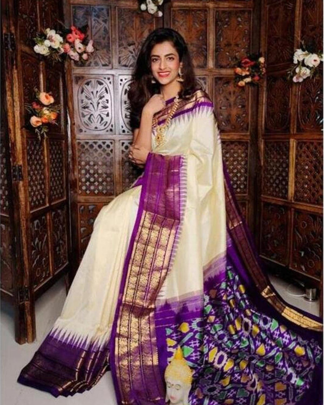 PURE IKAT SILK SAREE ONLINE - pochampallysarees.com