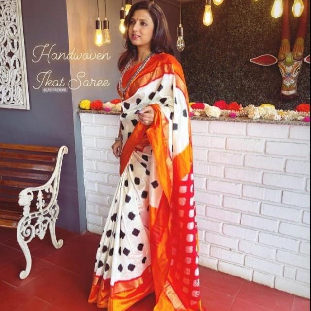 PURE IKKAT SILK SAREE - pochampallysarees.com