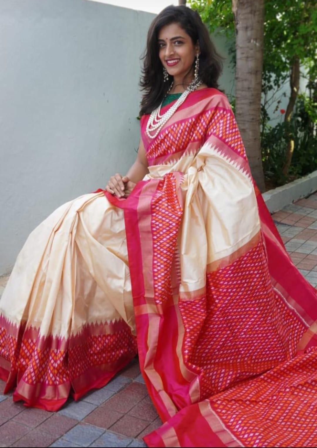 Pure Pochampally Ikkat Silk Cream Body Red Pallu Same Pallu As Blouse - pochampallysarees.com