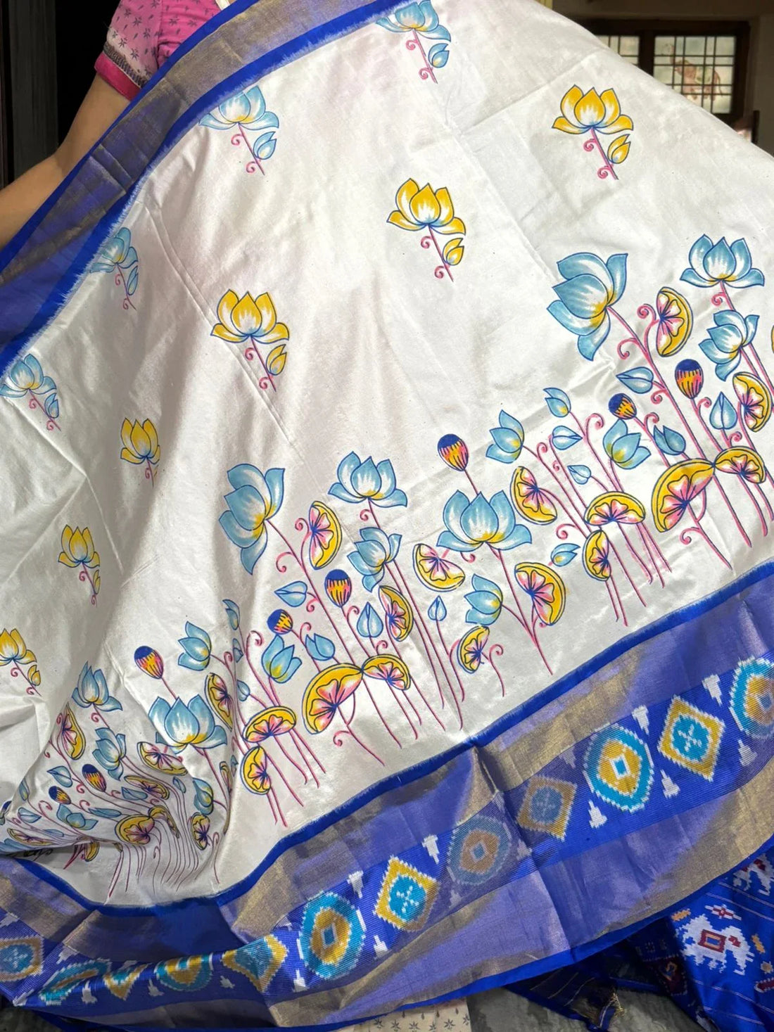 Pure Pochampally Ikkat Silk Kalamkari Designer Blue White Sari - pochampallysarees.com
