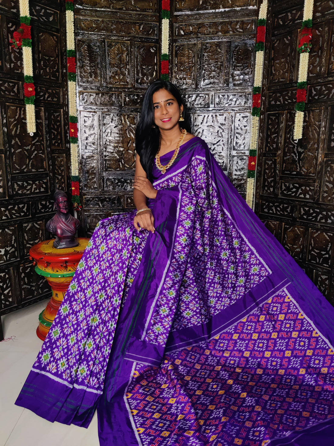 Pure Pochampally Ikkat Silk Purple Online - pochampallysarees.com