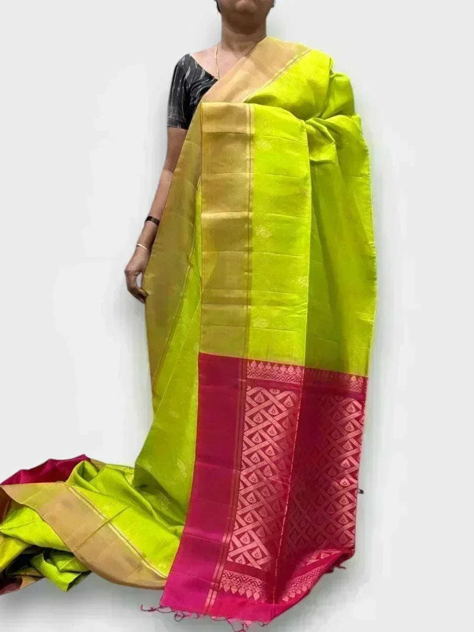 PURE SOFT SILK SAREE PARROT GREEN AND RED WITH ALLOVER ZARI WEAVES BUTTAS IN BORDER PLAIN STYLE - pochampallysarees.com