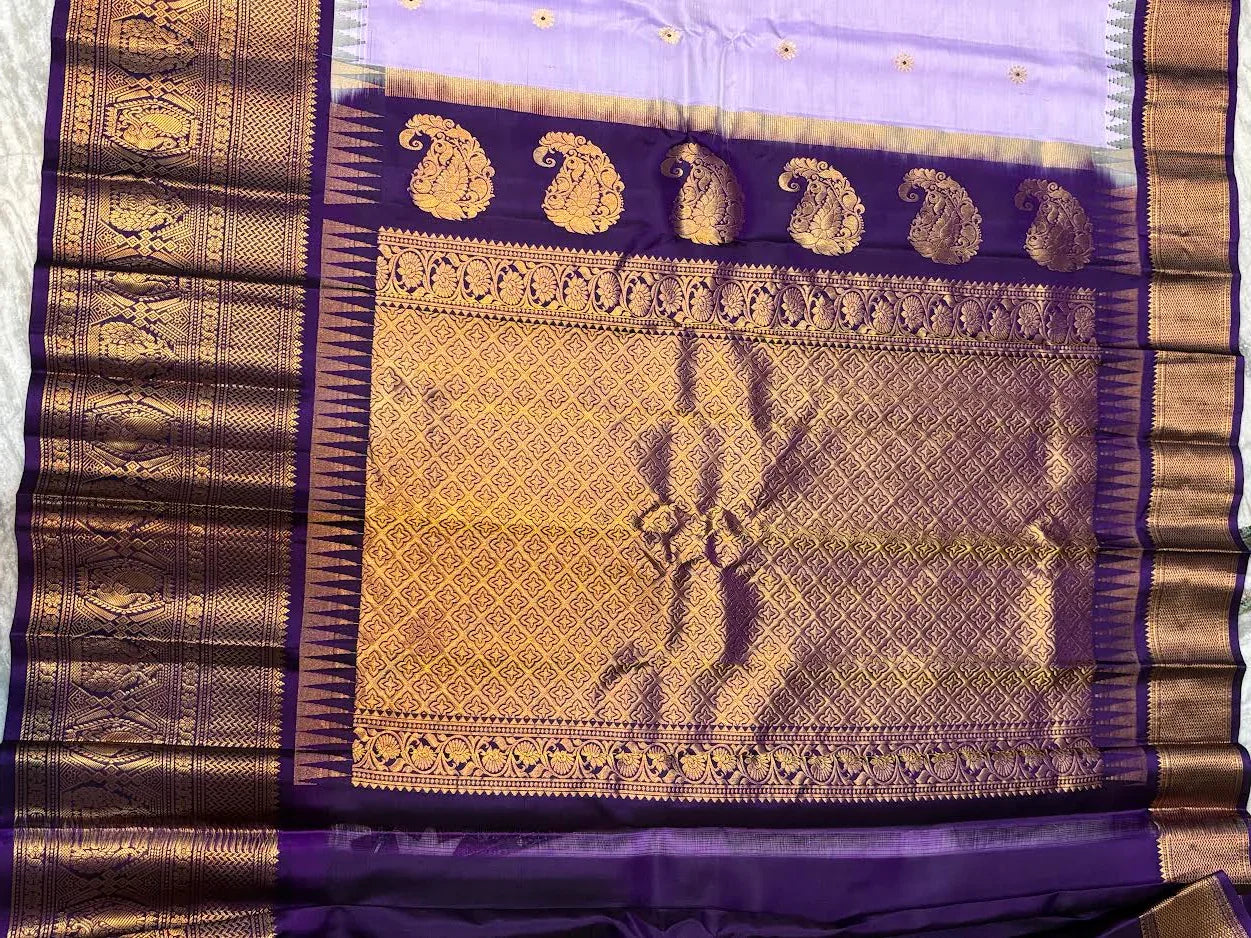 Pure Handloom Gadwal Silk Saree in Lavender & Deep Purple | Rich Gold Zari Temple Border & Paisley Pallu | Traditional Wedding & Festive Wear - pochampallysarees.com