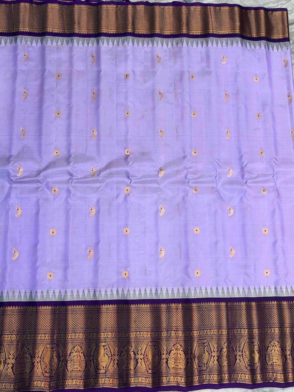 Pure Handloom Gadwal Silk Saree in Lavender & Deep Purple | Rich Gold Zari Temple Border & Paisley Pallu | Traditional Wedding & Festive Wear - pochampallysarees.com