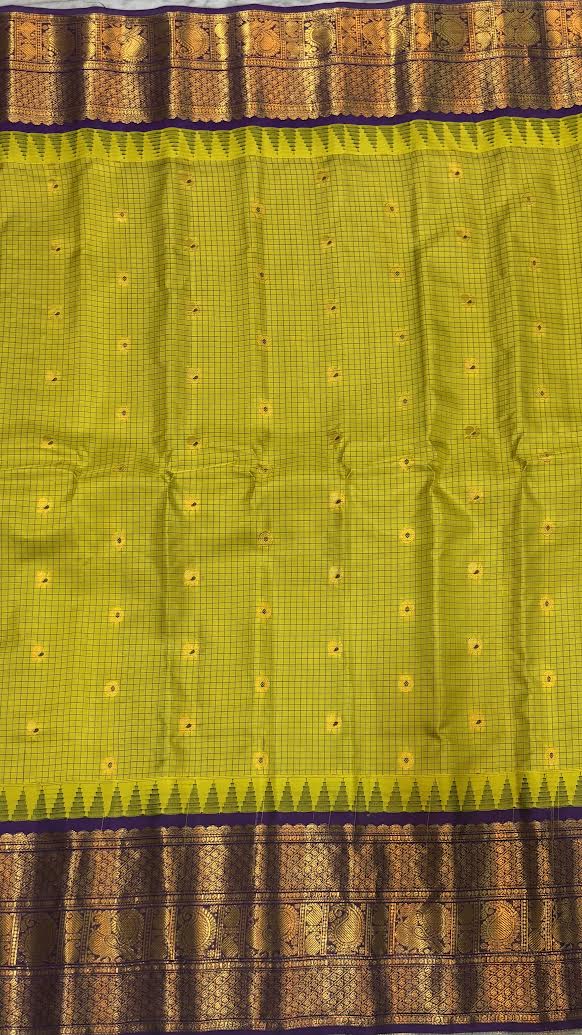 Gadwal Silk Saree – Parrot Green & Lavender - pochampallysarees.com