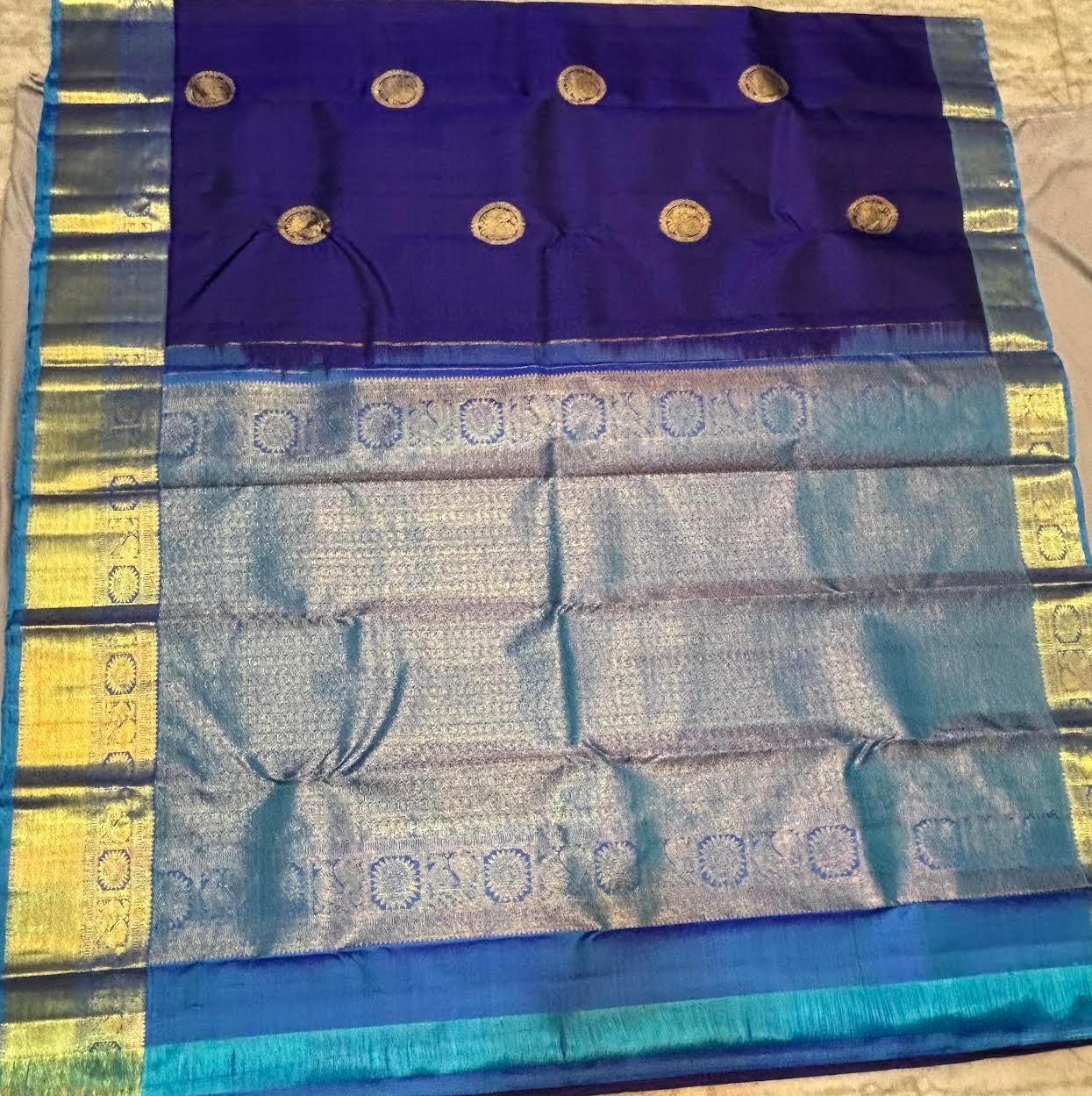 Royal Blue Pure Kanchipuram Silk Saree with Sky Blue Zari Pallu | Handwoven Kanchi Pattu - pochampallysarees.com