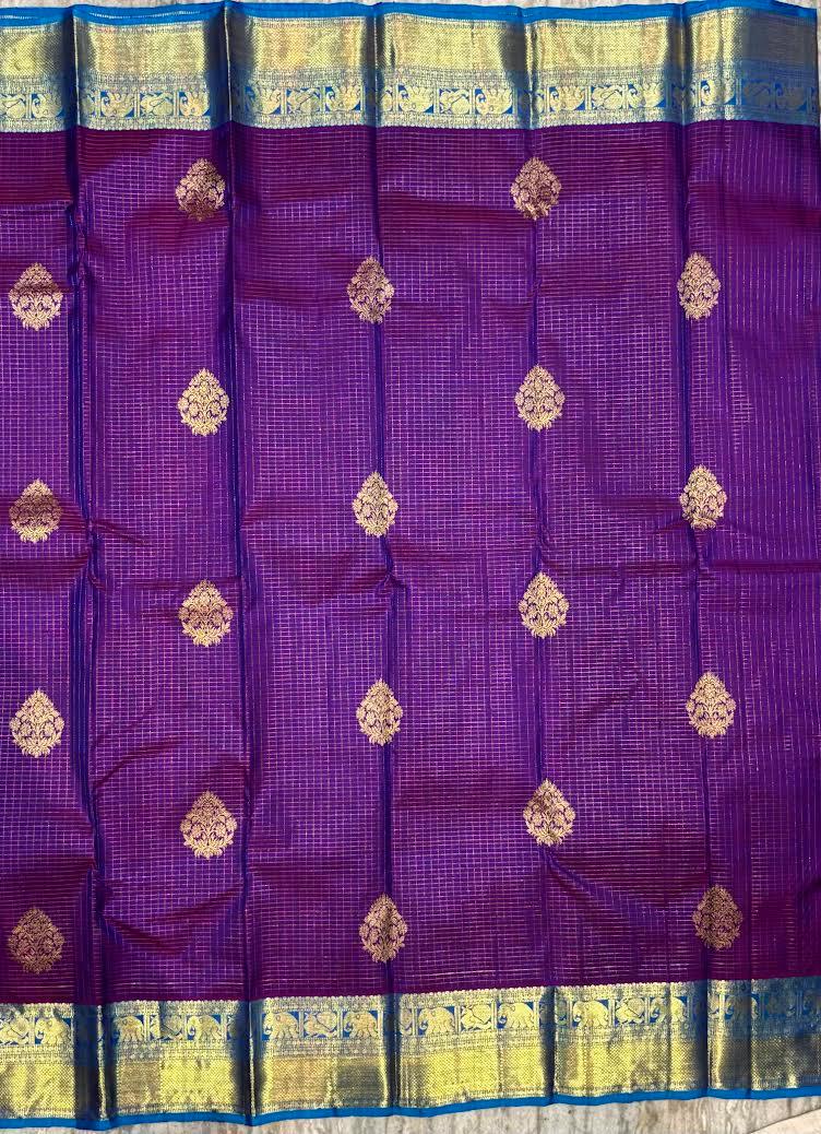 Kanchipuram Pattu Sarees | Pure Kanchi Silk Saree with Sky Blue Pallu - pochampallysarees.com