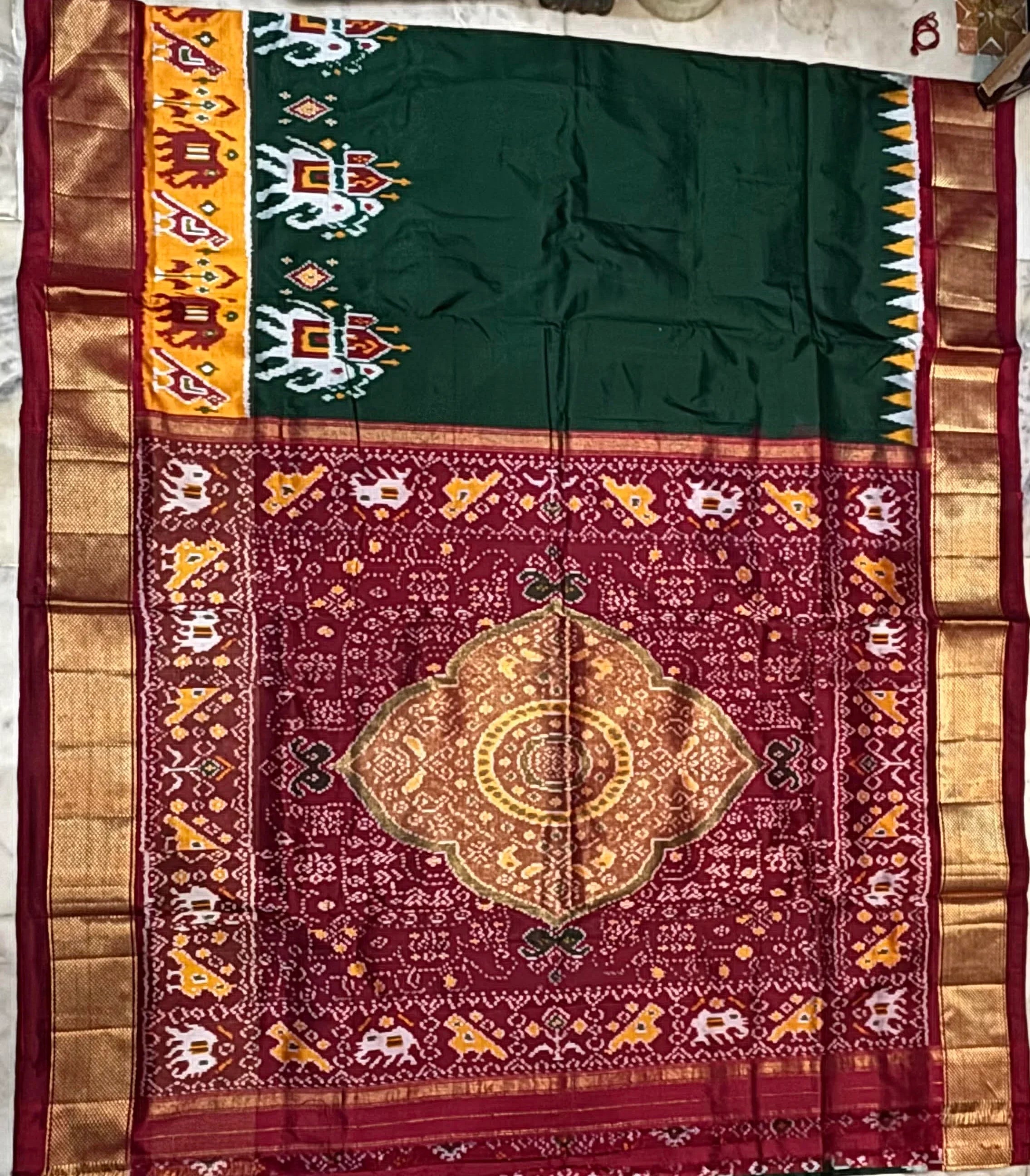 Bottle Green & Maroon Pochampally Ikkat Silk Saree - pochampallysarees.com