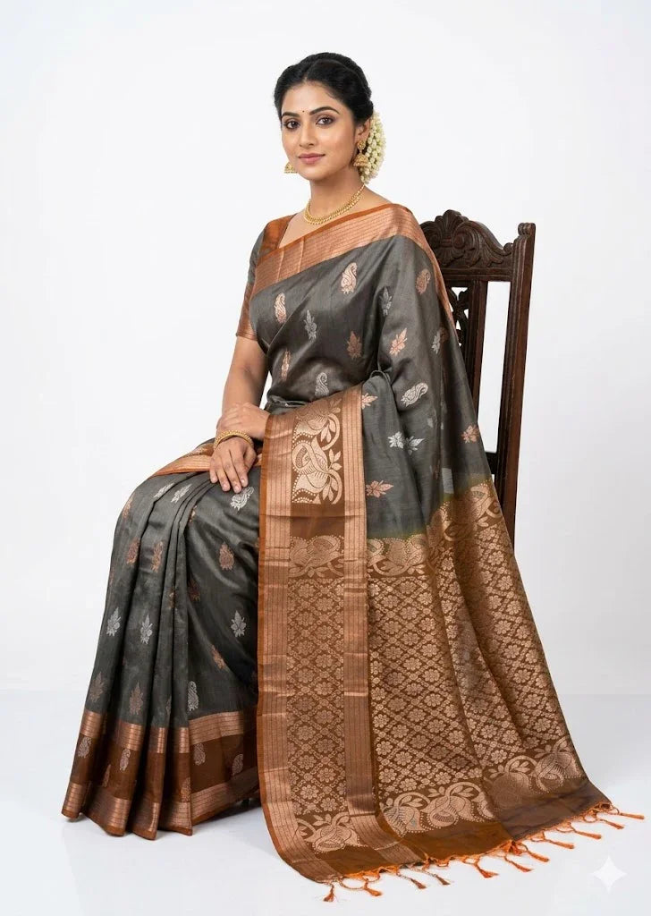 Elegant Charcoal Grey & Copper Zari Soft Silk Saree with Floral Pallu - pochampallysarees.com