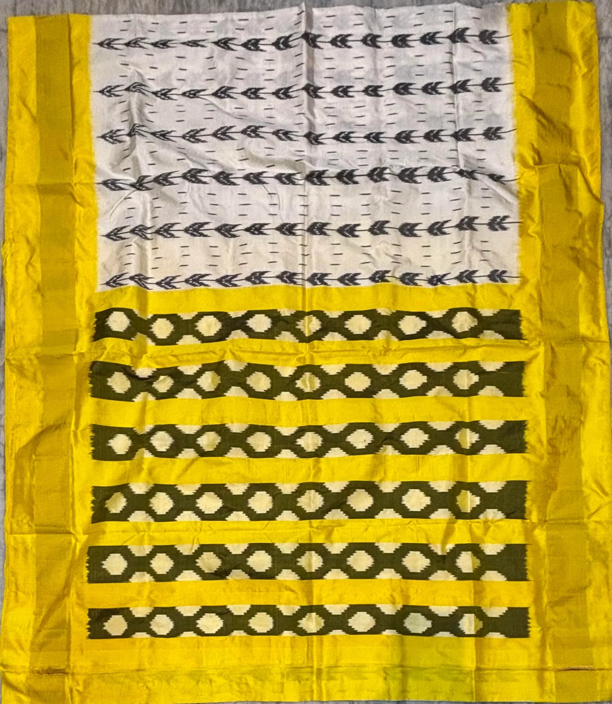 Pure Pochampally Ikkat Silk Saree in Cream and Mustard Yellow with Silk Mark - pochampallysarees.com