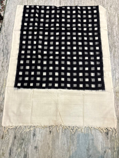 POCHAMPALLY DOUBLE IKKAT COTTON BLACK WITH WHITE COLOR DRESS MATERIAL -C47