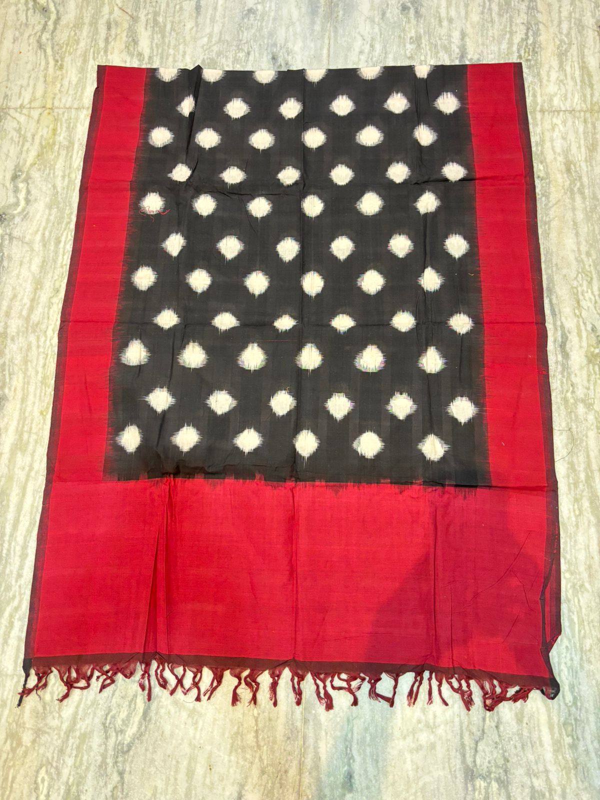 POCHAMPALLY IKKAT DOUBLE IKKAT BLACK WITH RED COLOR DRESS MATERIAL-D01