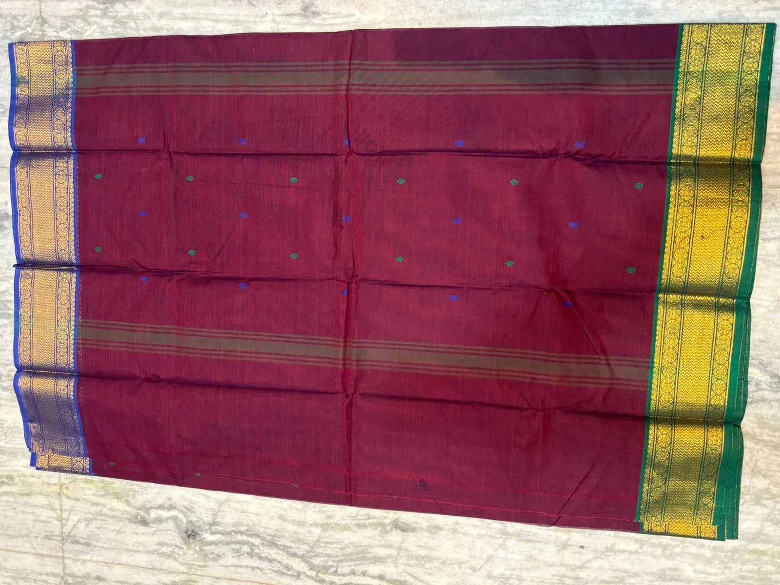 Buy Pure Narayanpet Cotton Butti Saree in Magenta Online - pochampallysarees.com