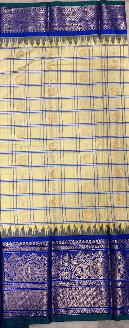 PURE GADWAL SILK CREAM BODY BUTTI BLUE PALLU BLUE BIG BORDER AND BLOUSE BLUE SAREE - pochampallysarees.com