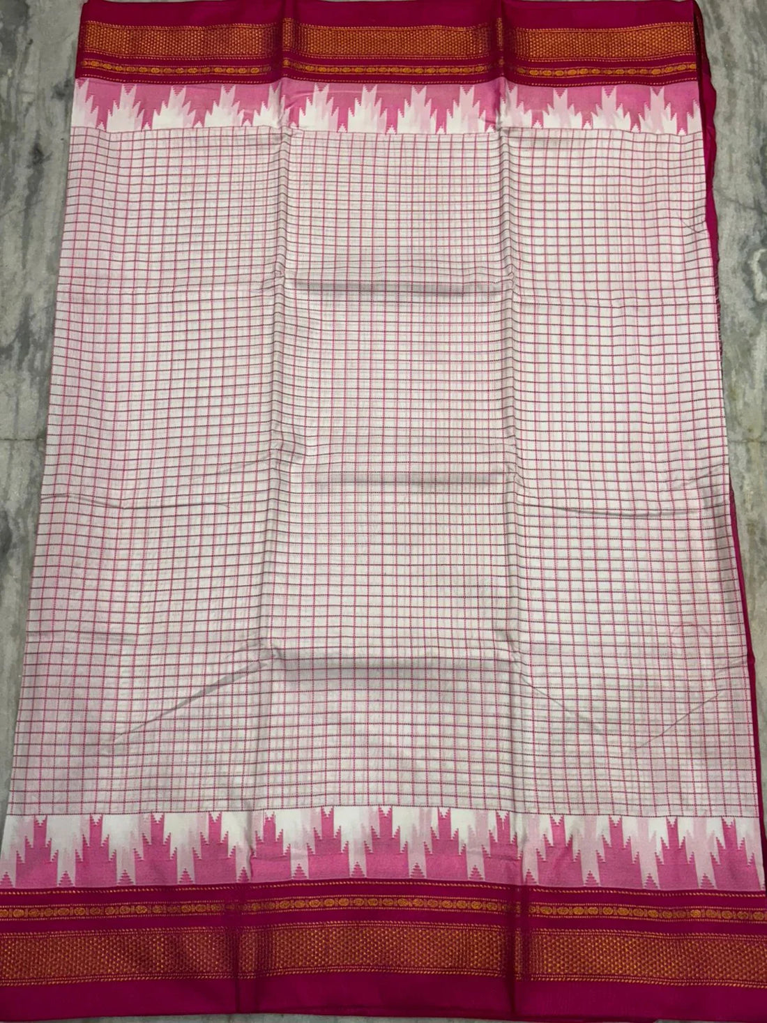 Traditional White &amp; Pink Pure Gadwal Silk Saree with Zari Border - pochampallysarees.com