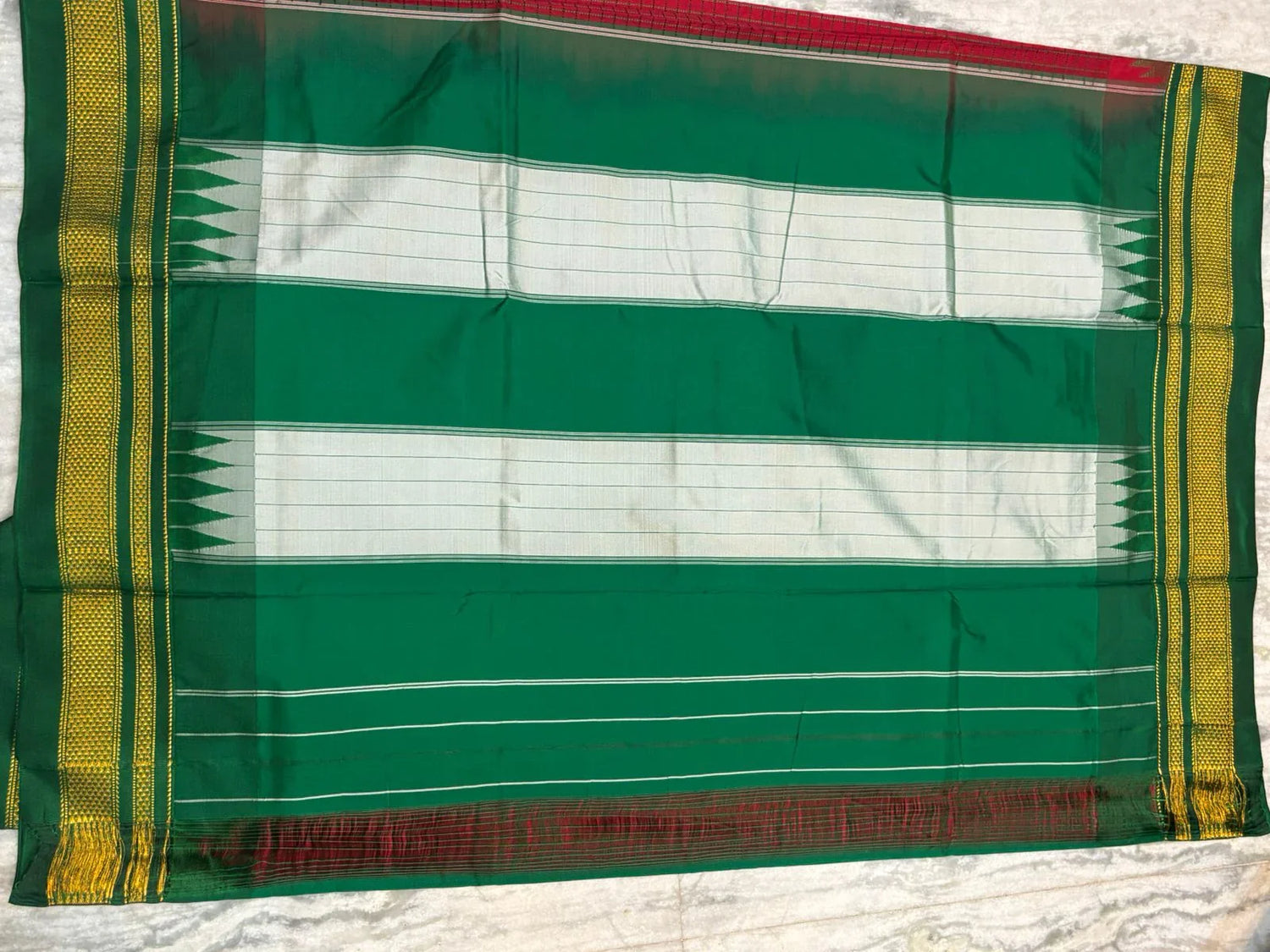 Pure Gadwal Silk Saree - Cream Checkered Body with Green Temple Border &amp; Rich Zari Pallu - pochampallysarees.com