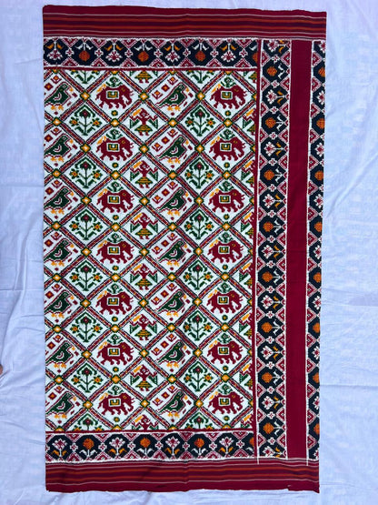 DOUBLE IKKAT TRADITIONAL WHITE NARIKUNJ SAREE - pochampallysarees.com