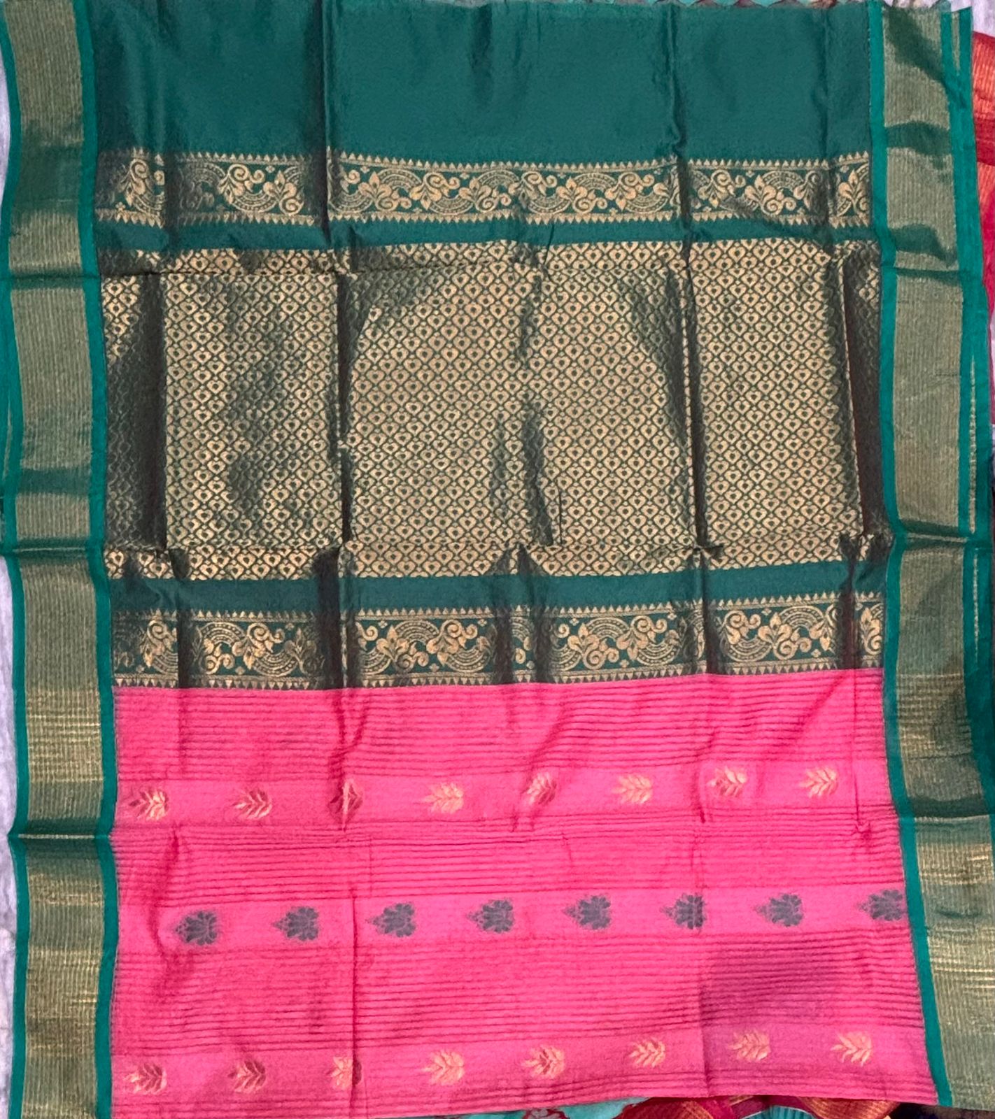 Rani Pink &amp; Green Kuppadam Pattu Saree