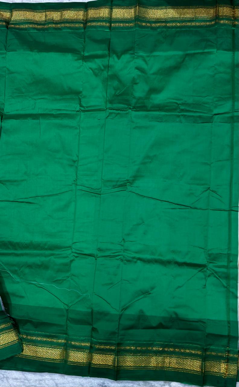 Cream and Emerald Green Gadwal Silk Saree with Temple Border