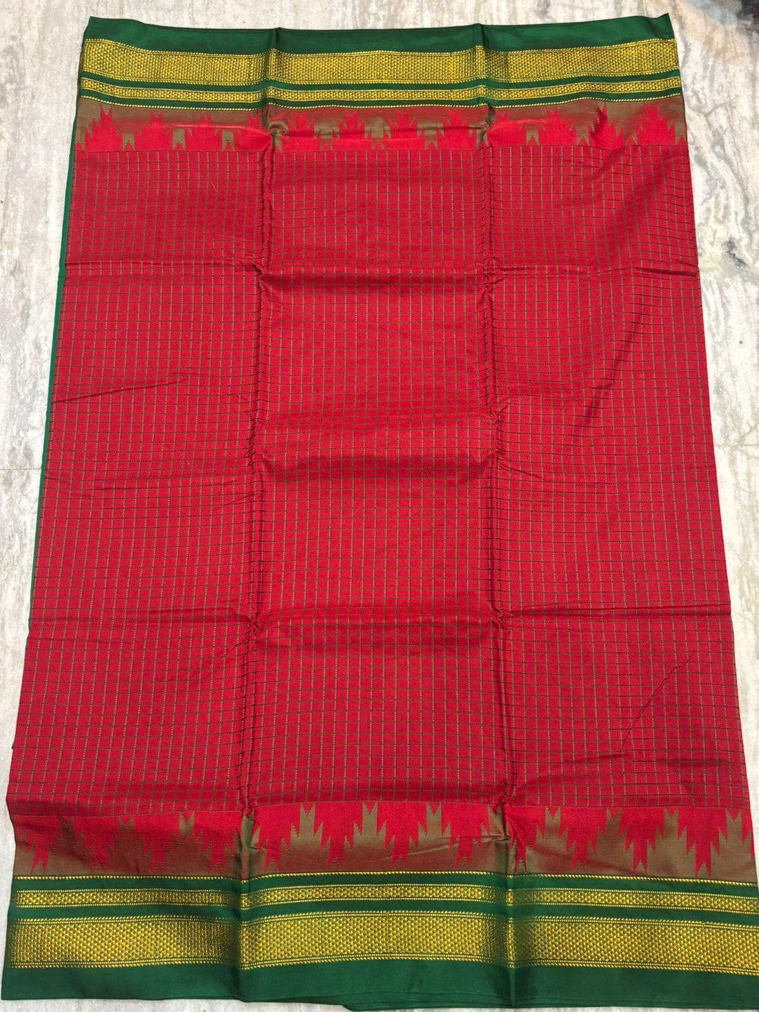 Authentic Red &amp; Green Pure Gadwal Silk Saree with Temple Border - pochampallysarees.com
