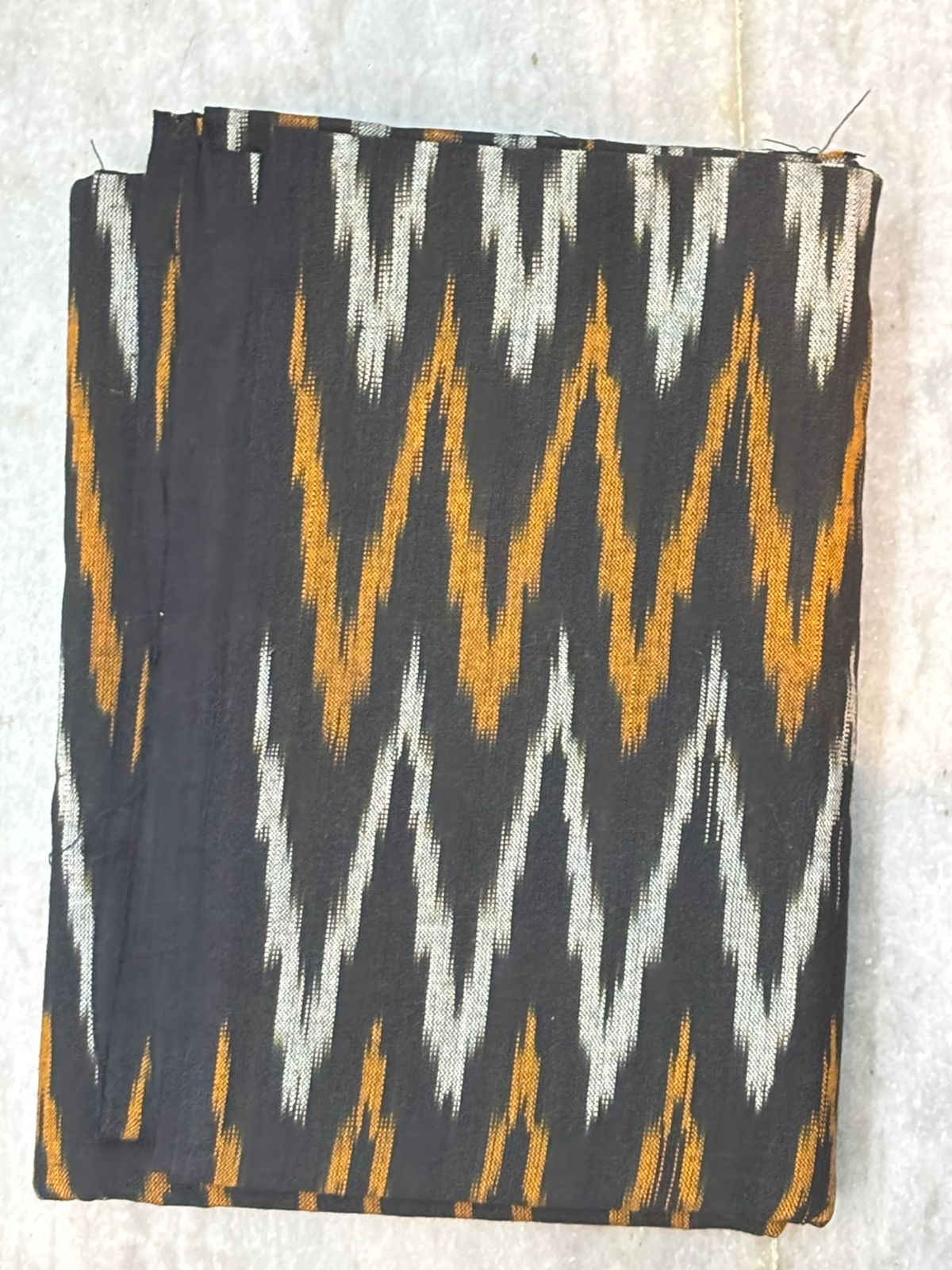 DOUBLE IKAT COTTON BLACK WITH YELLOW COLOR SUITE -C35