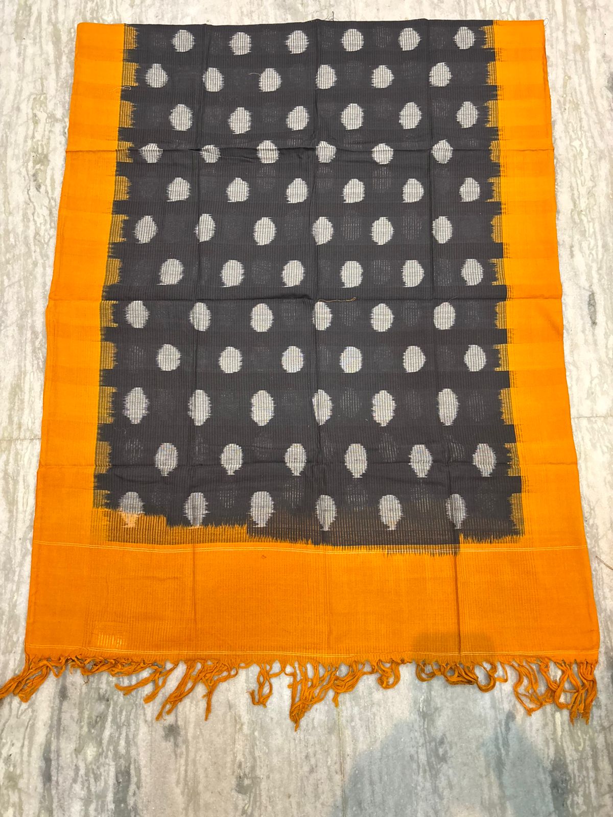 POCHAMPALLY DOUBLE IKAT COTTON BLACK WITH YELLOW COLOR DRESS MATERAL-A04