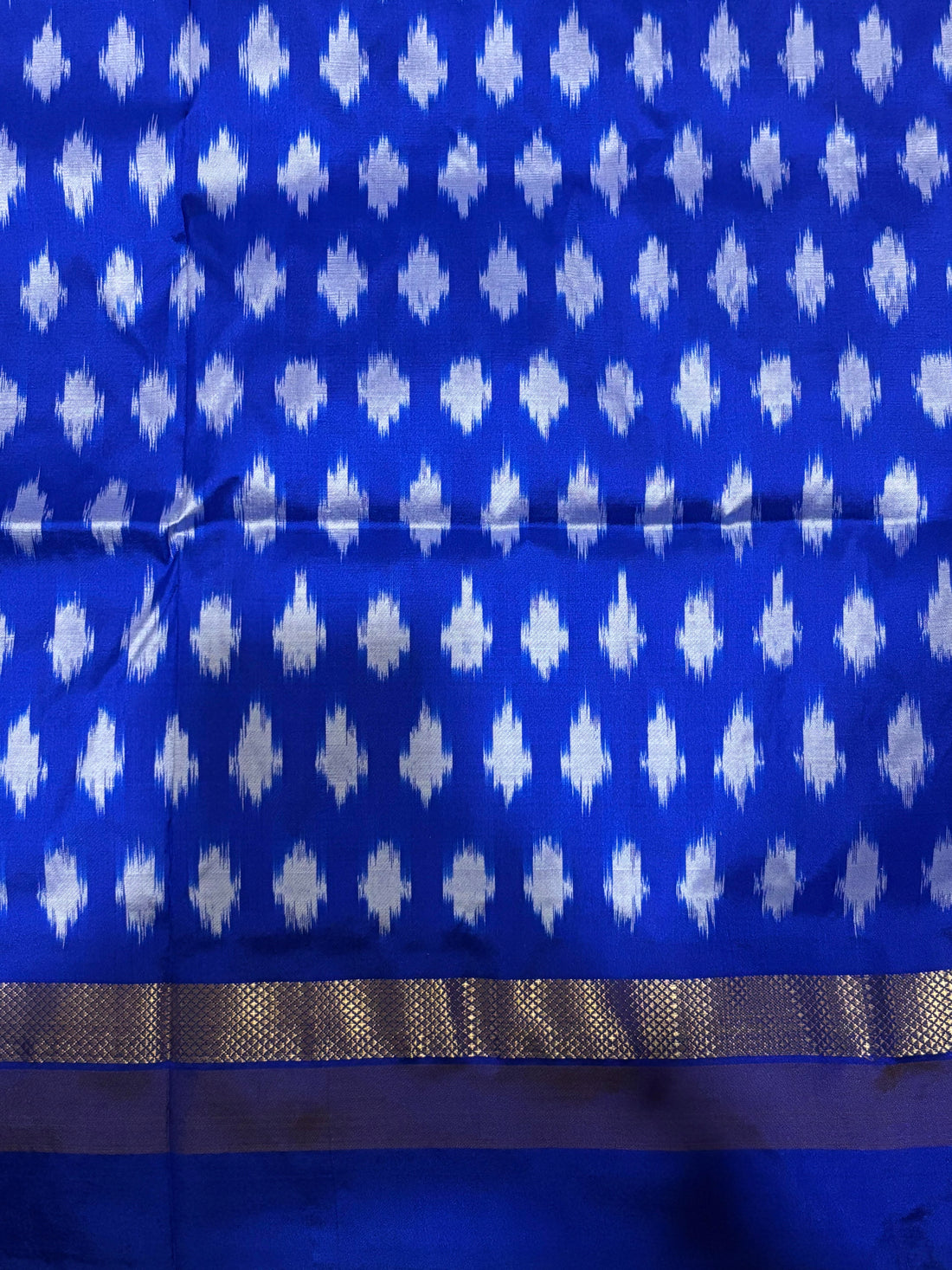 POCHAMPALLY IKKAT SILK MIDDLE PINK PLAIN BORDER BLUE PALLU AND BLOUSE SAME AS IKKAT DESIGN SARI - pochampallysarees.com