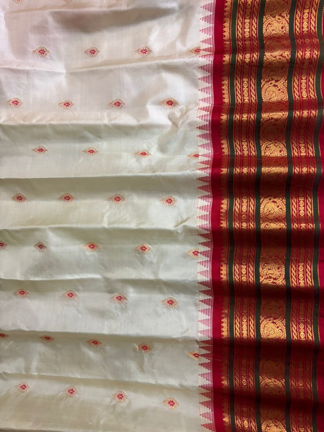 GADWAL PURE SILK HANDLOOM SAREE CREAM