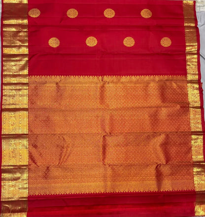 Bridal Red Pure Kanchipuram Silk Saree with Heavy Gold Zari | Silk Mark Certified - pochampallysarees.com