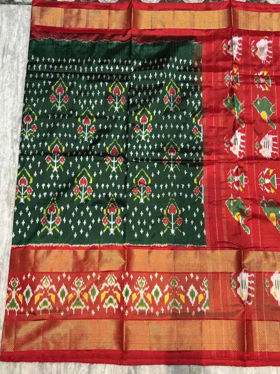 Premium Green &amp; Red Pure Ikkat Silk Saree | Traditional Parrot &amp; Elephant Motifs | Rich Gold Zari Border - pochampallysarees.com