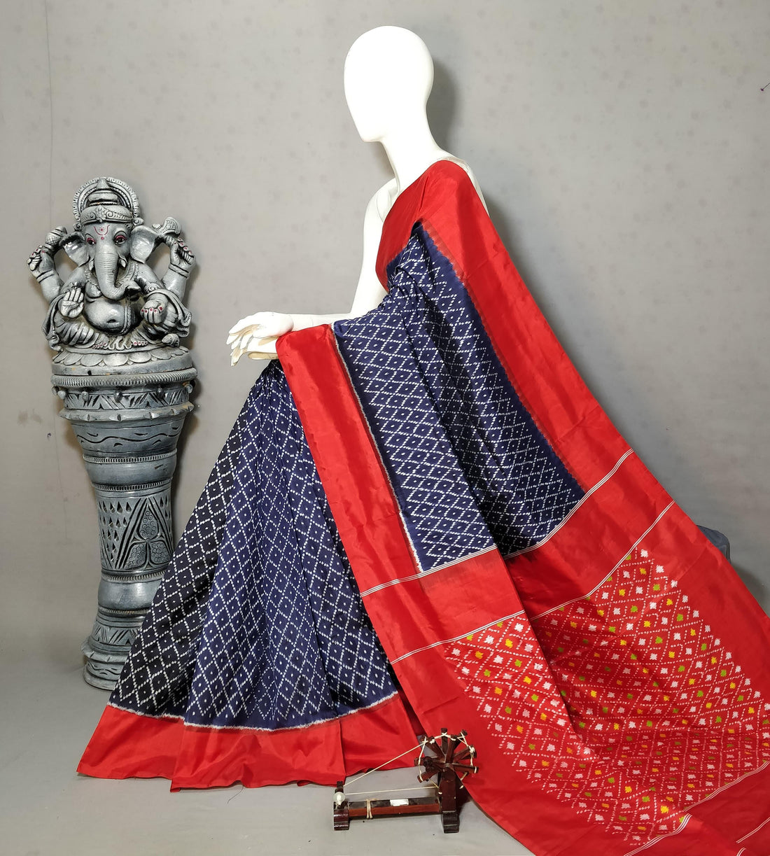 Pochampally Ikkat Silk Navy Blue Border Red Sari