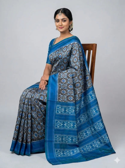 Authentic Pochampally Ikkat Pure Silk Saree – Charcoal Grey &amp; Royal Blue Geometric Pattern with Contrast Border | Handloom Pattu Saree for Weddings - pochampallysarees.com