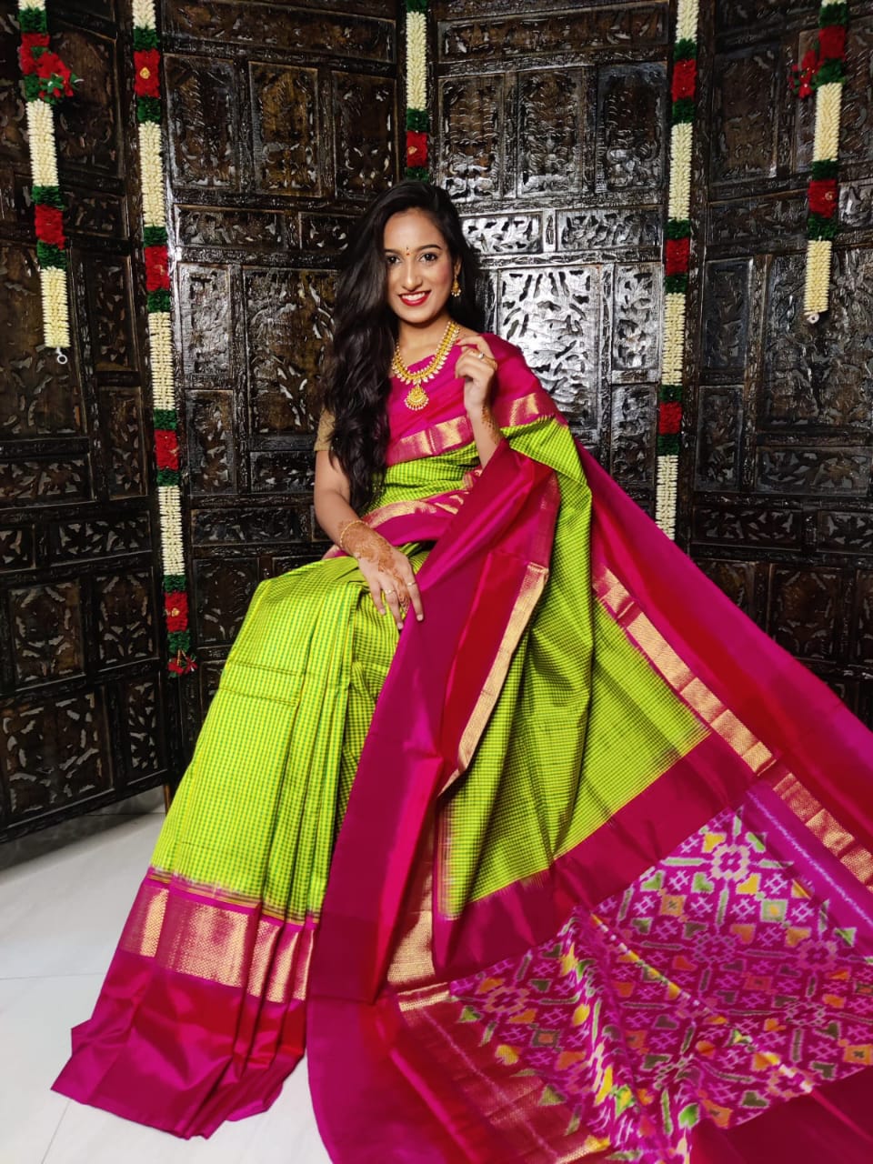 POCHAMPALLY IKAT SILK PARROT GGREEN SARI