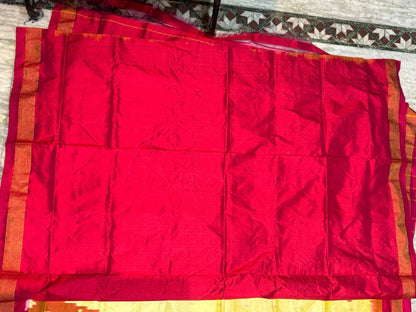 Traditional Pure Ikkat Silk Saree – Vibrant Yellow with Red Temple Border - pochampallysarees.com