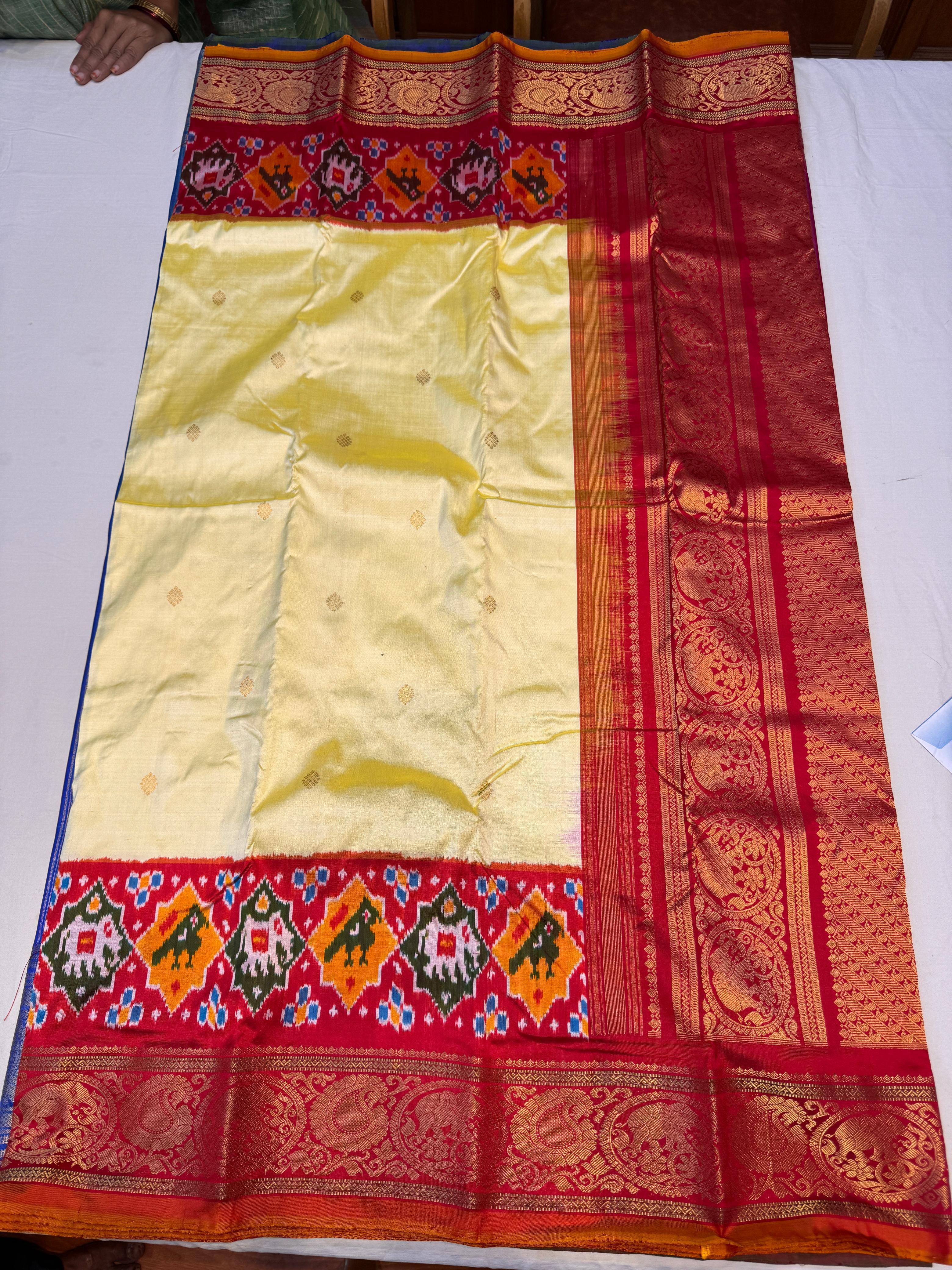 Authentic Cream &amp; Red Pochampally Kanchi Ikkat Silk Saree with Rich Zari Border &amp; Grand Pallu | Wedding &amp; Festive Wear - pochampallysarees.com