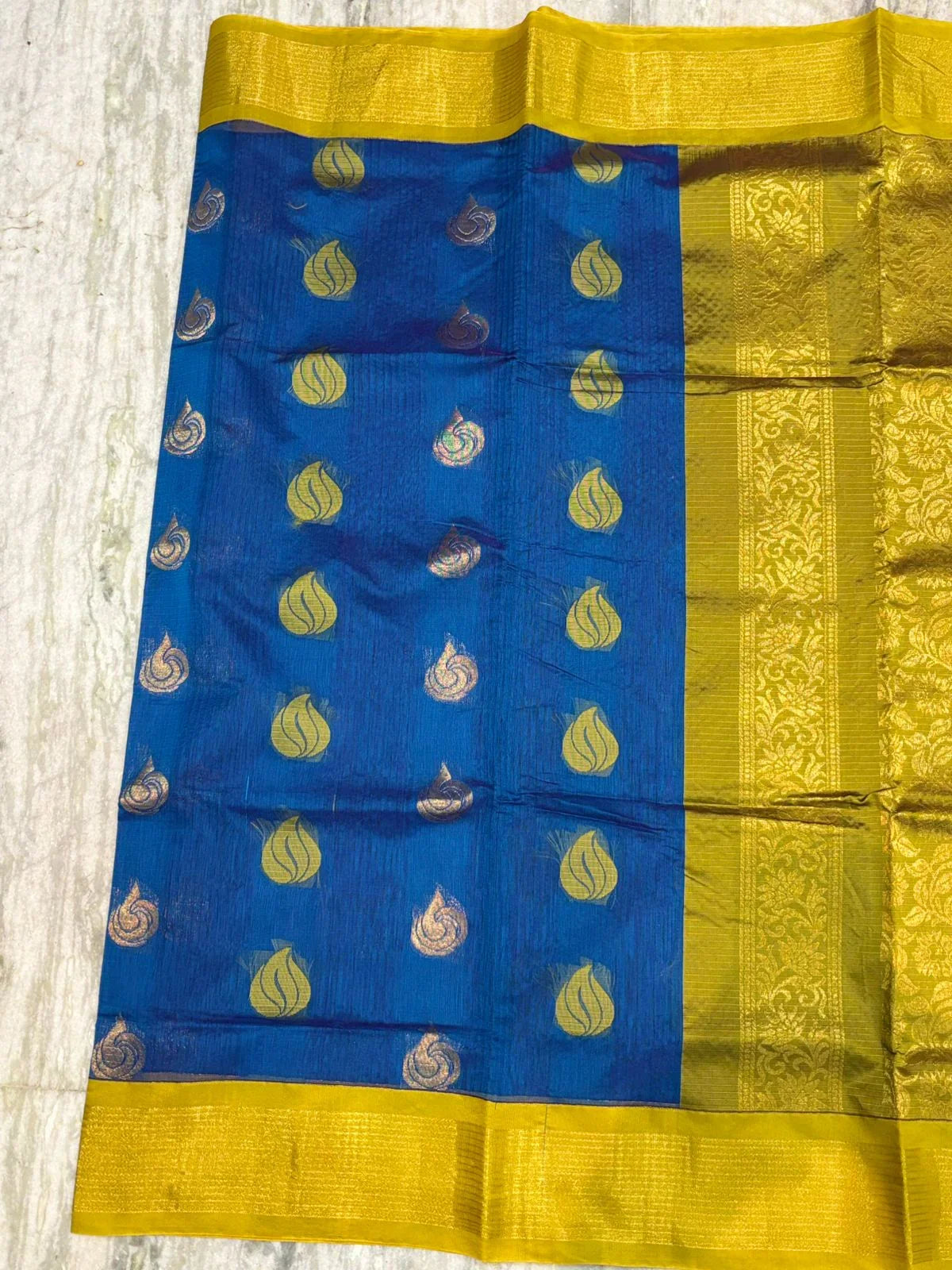 Pure Kuppadam Silk Cotton Saree with Traditional Korvai Zari Border and Rich Pallu - pochampallysarees.com
