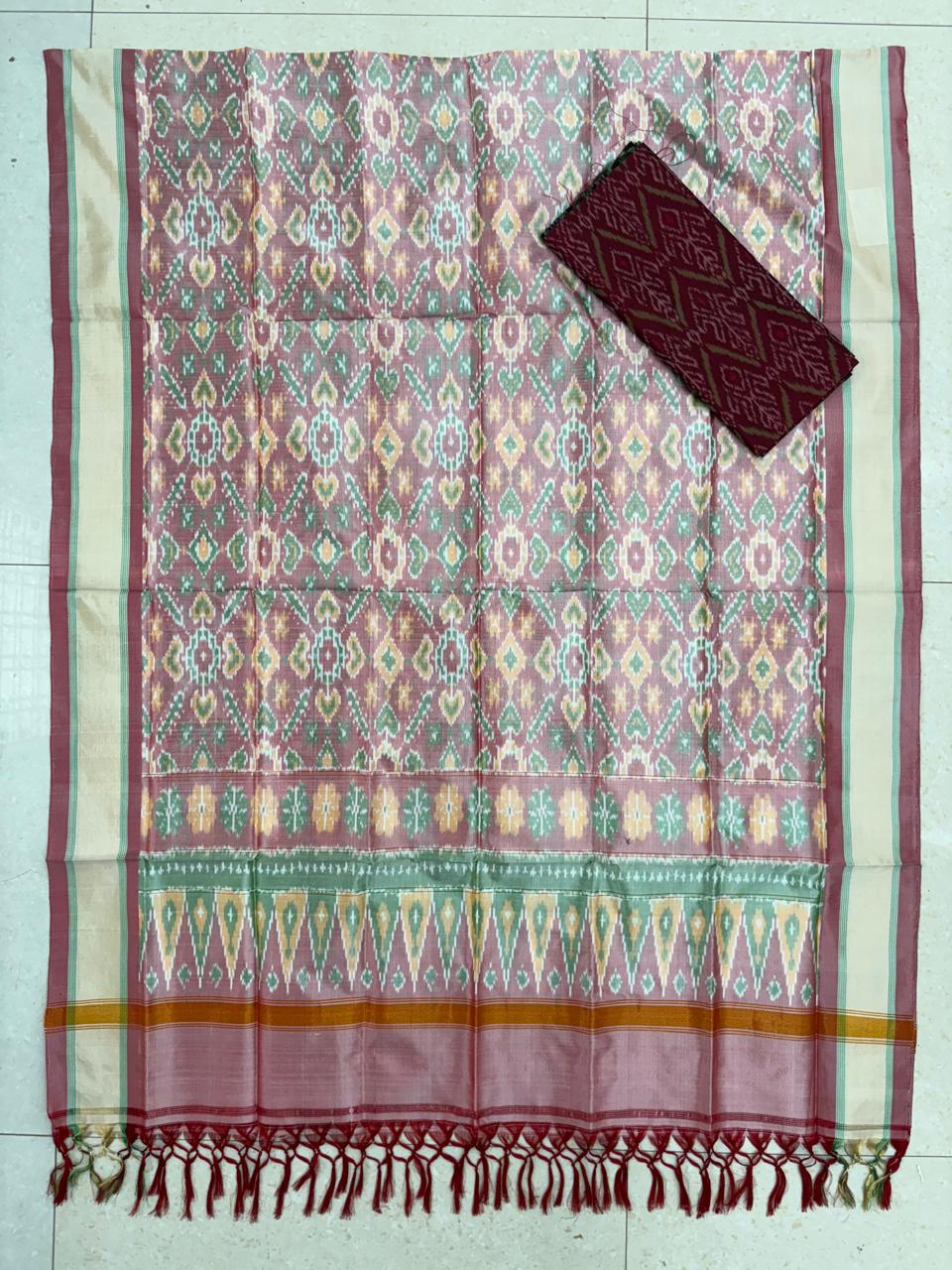 IKKAT SILK SUITE